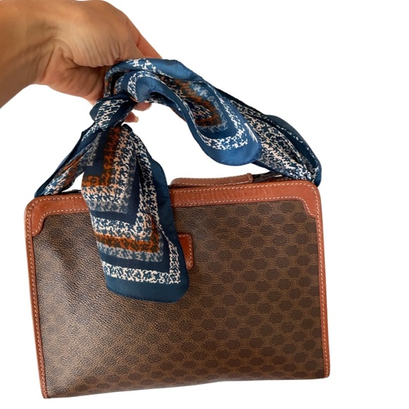 CELINE Macadam Clutch - Picture 2 of 12